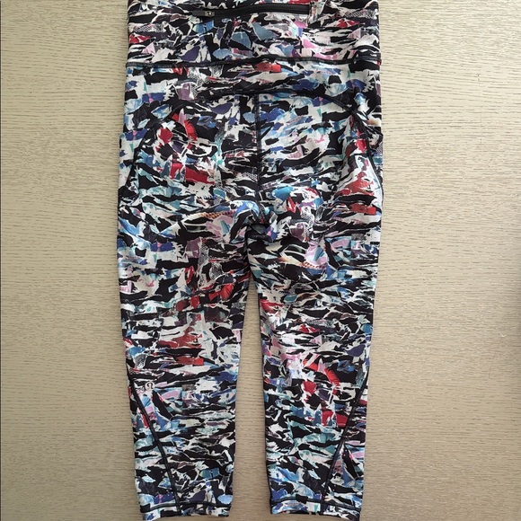 lululemon athletica Leggings - Picture 4 of 7